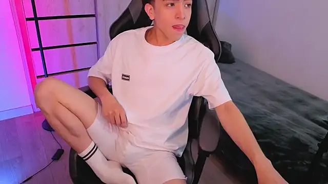 Snapshot of onlinenico chatting on 23, 9, 2025 onlinenico online show from 23, 9, 2025