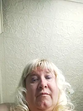 GlamMilena online show from 23, 10, 2025