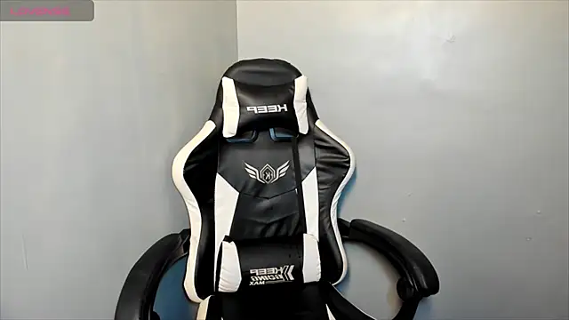 QueenCasandra online show from 25, 10, 2025