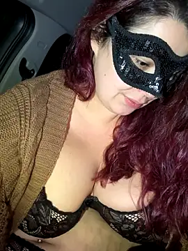 Snapshot of Saphyra_Secret chatting on 19, 10, 2025 Saphyra Secret online show from 19, 10, 2025