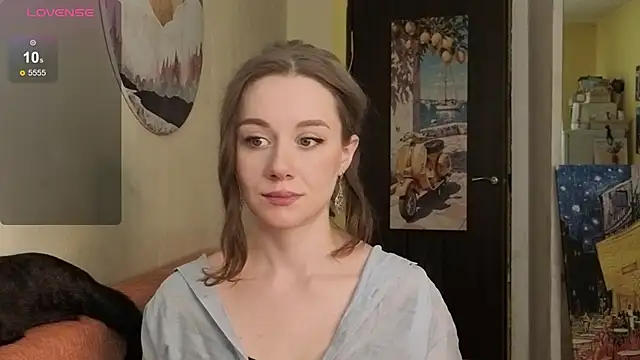 Snapshot of SkyHelen chatting on 2, 4, 2026 SkyHelen online show from 2, 4, 2026