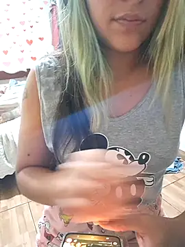 euahotmarii20 online show from 4, 3, 2026