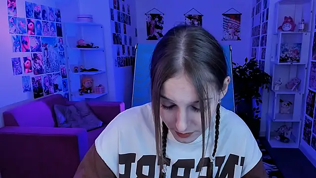 Snapshot of JenniferKiim chatting on 21, 9, 2025 JenniferKiim online show from 21, 9, 2025