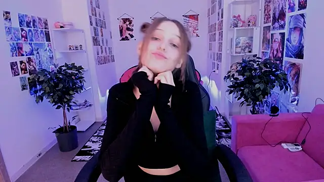 Snapshot of JenniferKiim chatting on 22, 10, 2025 JenniferKiim online show from 22, 10, 2025