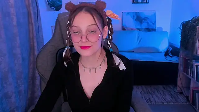 Snapshot of JenniferKiim chatting on 25, 11, 2025 JenniferKiim online show from 25, 11, 2025