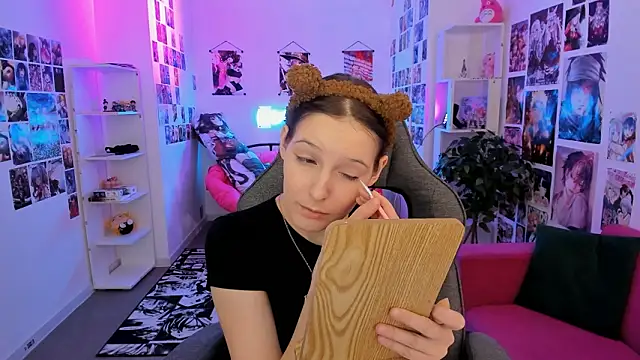 Snapshot of JenniferKiim chatting on 16, 3, 2026 JenniferKiim online show from 16, 3, 2026