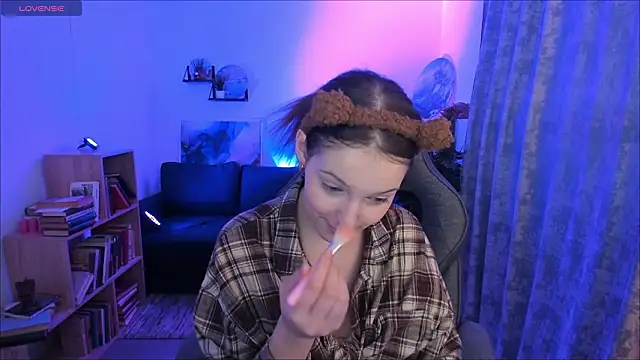 Snapshot of JenniferKiim chatting on 26, 3, 2026 JenniferKiim online show from 26, 3, 2026