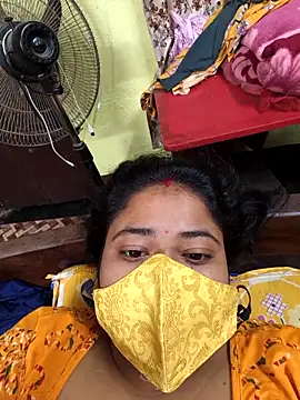 Smile-quien online show from 9, 4, 2026