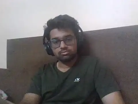 Snapshot of GOJO_1 chatting on 28, 9, 2025 GOJO 1 online show from 28, 9, 2025