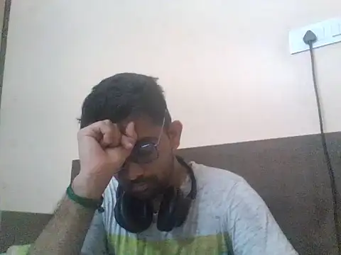 Snapshot of GOJO_1 chatting on 7, 11, 2025 GOJO 1 online show from 7, 11, 2025