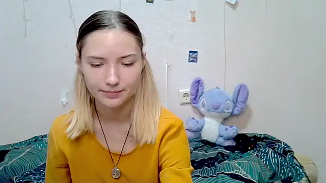 Snapshot of _kikiclark__ chatting on 23, 9, 2025 kikiclark online show from 23, 9, 2025