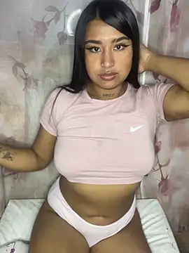 Snapshot of Caty__hot chatting on 19, 9, 2025 Caty hot online show from 19, 9, 2025