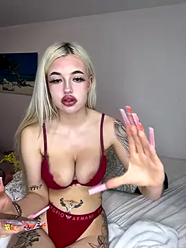 Snapshot of Steffi_Snowbunny chatting on 13, 10, 2025 Steffi Snowbunny online show from 13, 10, 2025