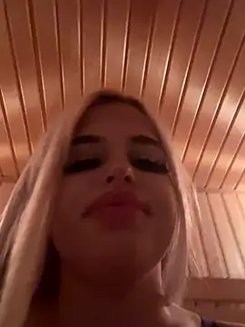 Snapshot of Steffi_Snowbunny chatting on 18, 10, 2025 Steffi Snowbunny online show from 18, 10, 2025