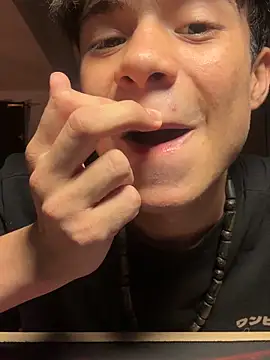 Snapshot of OopsAgain_ chatting on 21, 12, 2025 OopsAgain online show from 21, 12, 2025