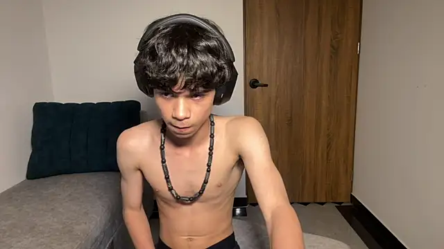 OopsAgain  online show from 18, 5, 2026