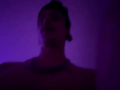 chrisalmeid  online show from 18, 11, 2025