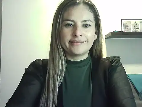 Valery  Rouse  online show from 15, 5, 2026