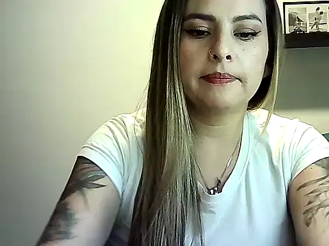 Snapshot of Valery__Rouse_ chatting on 2, 7, 2026 Valery Rouse online show from 2, 7, 2026