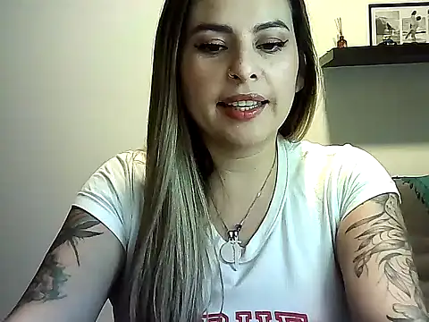 Snapshot of Valery__Rouse_ chatting on 2, 7, 2026 Valery Rouse online show from 2, 7, 2026