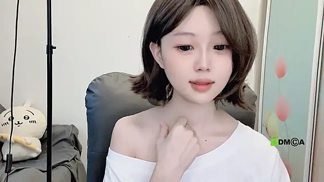 Snapshot of gummy-candy chatting on 5, 10, 2025 gummy-candy online show from 5, 10, 2025