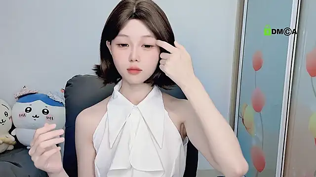 Snapshot of gummy-candy chatting on 19, 10, 2025 gummy-candy online show from 19, 10, 2025