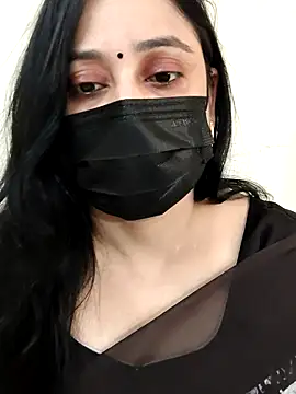 Monica cams online show from 28, 9, 2025