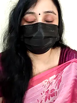 Monica cams online show from 13, 2, 2026