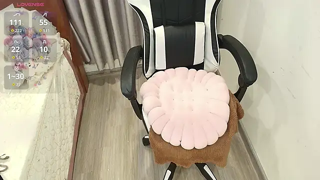 Bae Gigii online show from 15, 12, 2025