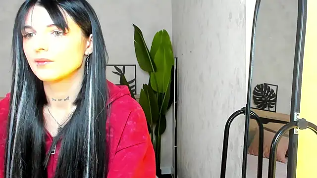 Lynn Martin online show from 3, 5, 2026