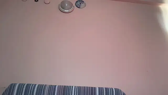 Snapshot of Rozalindam chatting on 28, 9, 2025 Rozalindam online show from 28, 9, 2025