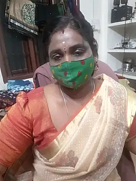 Snapshot of Tamil_Kavitha10 chatting on 21, 10, 2025 Tamil Kavitha10 online show from 21, 10, 2025