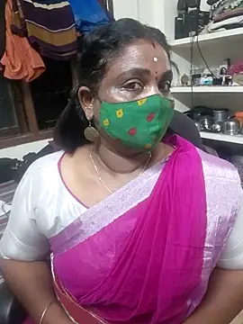 Snapshot of Tamil_Kavitha10 chatting on 25, 10, 2025 Tamil Kavitha10 online show from 25, 10, 2025