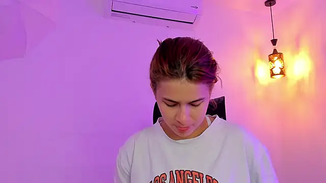 kaylajhonnes6 online show from 24, 9, 2025