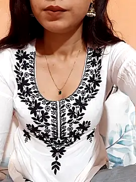 Snapshot of siya_rani67 chatting on 1, 4, 2026 siya rani67 online show from 1, 4, 2026