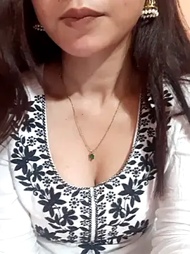 Snapshot of siya_rani67 chatting on 18, 4, 2026 siya rani67 online show from 18, 4, 2026