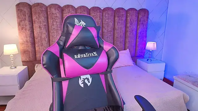 Snapshot of Sweet_1Angel chatting on 21, 2, 2026 Sweet 1Angel online show from 21, 2, 2026