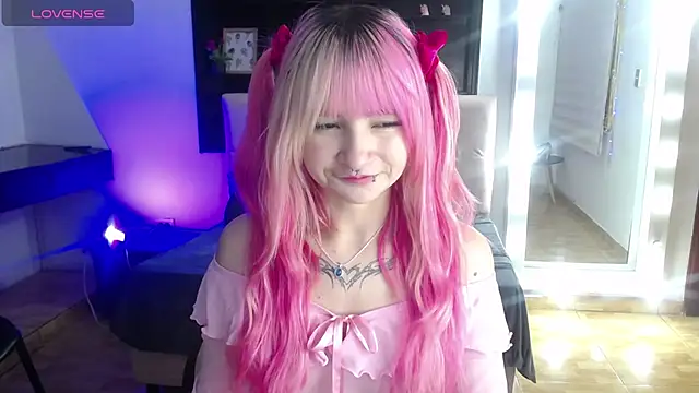  Charlotte Collins  online show from 1, 7, 2026