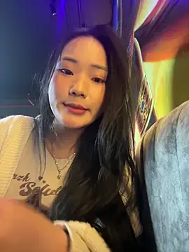 LylyBaby1888 online show from 5, 1, 2026