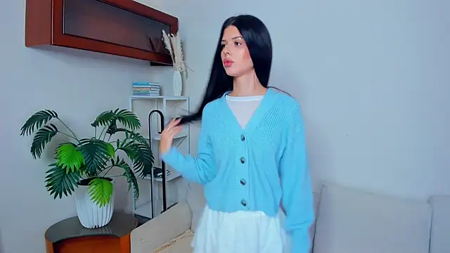 JoCauterucci online show from 12, 10, 2025