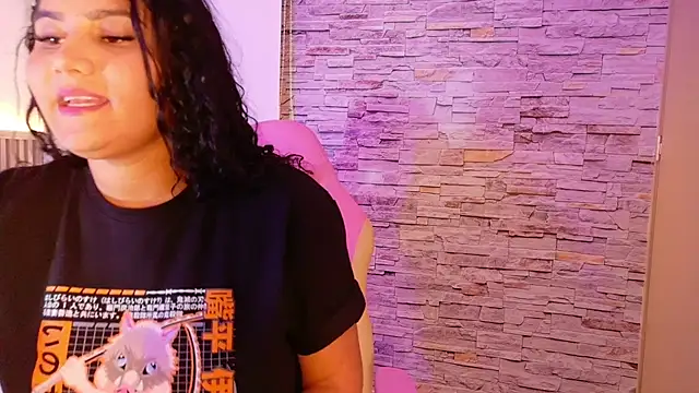 Snapshot of liz_monserrat_1 chatting on 11, 10, 2025 liz monserrat 1 online show from 11, 10, 2025