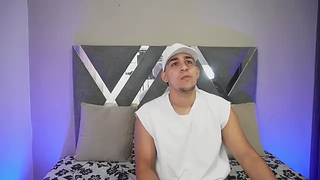 massimo vidal  online show from 1, 10, 2025