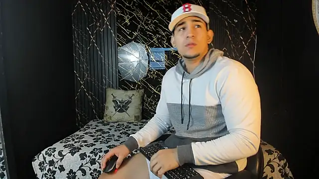 massimo vidal  online show from 14, 2, 2026