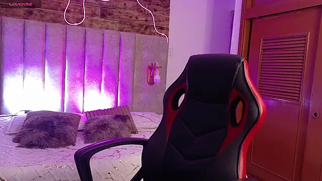 Emma visconti online show from 17, 10, 2025