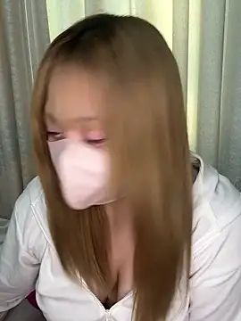 Snapshot of Chua-chan chatting on 30, 10, 2025 Chua-chan online show from 30, 10, 2025