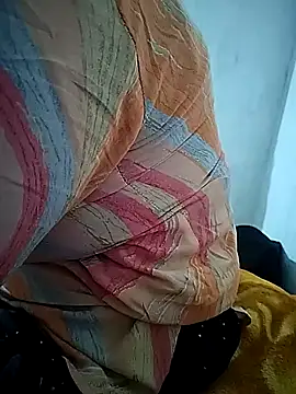 Snapshot of sexy__girls98 chatting on 16, 10, 2025 sexy  girls98 online show from 16, 10, 2025