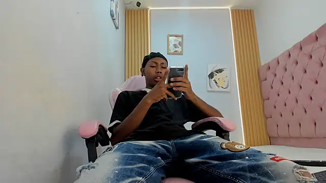 Snapshot of Jax_Maliq chatting on 11, 10, 2025 Jax Maliq online show from 11, 10, 2025