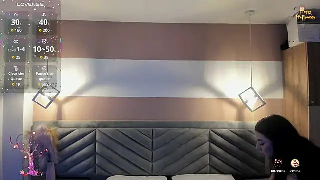 Snapshot of Mia_Valentine_ chatting on 14, 10, 2025 Mia Valentine  online show from 14, 10, 2025