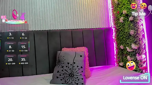 Snapshot of Skarlett_hot_ chatting on 28, 11, 2025 Skarlett hot online show from 28, 11, 2025