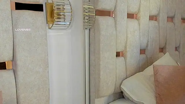 charlotte line online show from 18, 12, 2025